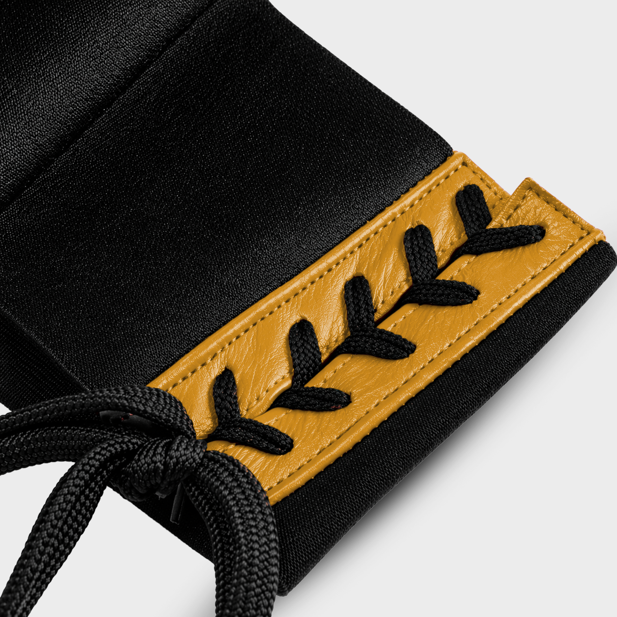 Goldfarbene Kampfpanzerung aus echtem Leder – Core Shield Serie | Guerrero™
