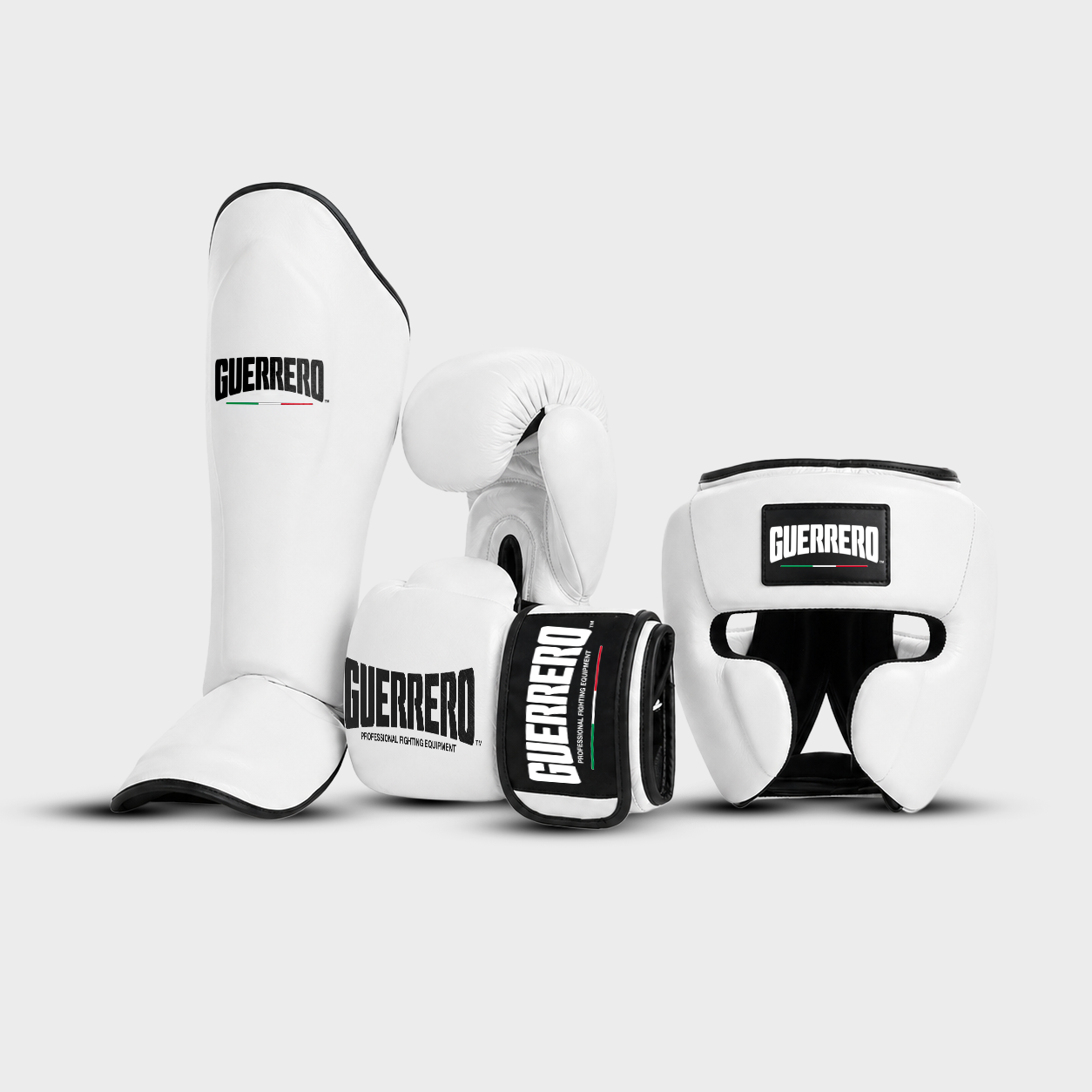 Sparring Kit Guantoni PRO Più Caschetto Full Guard E Paratibia Impact Bianchi in vera pelle antiodore | Guerrero