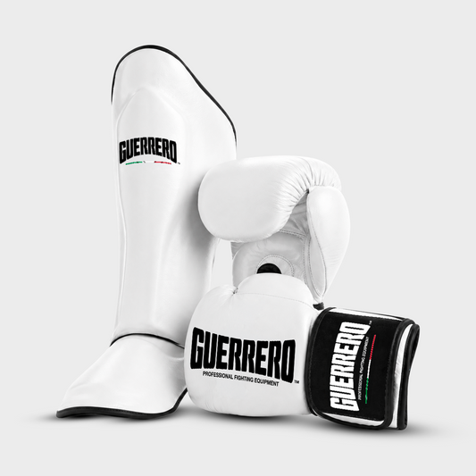 Sparring Kit Guantoni PRO Più Paratibie Impact Bianchi in Vera Pelle | Guerrero™
