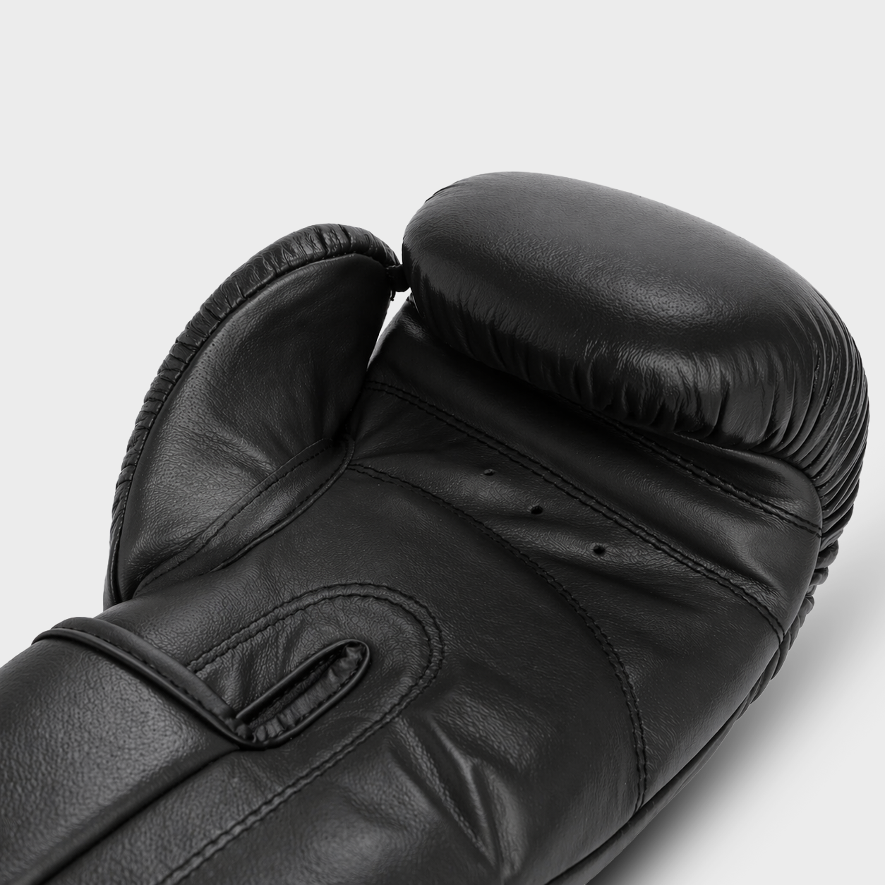 Guerrero™ Titan PRO Schwarze Boxhandschuhe aus echtem Leder