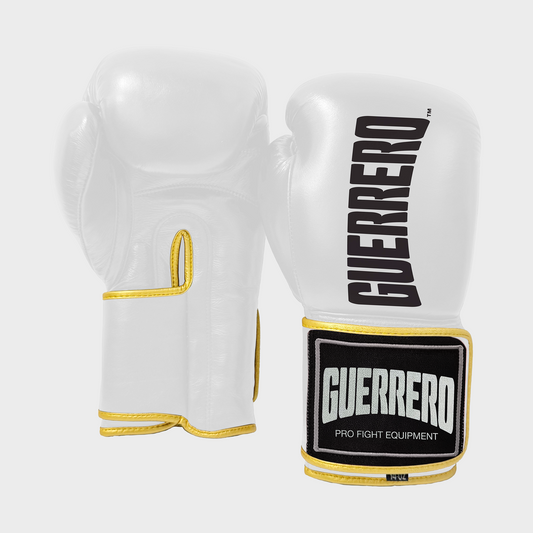 Guantoni da Boxe Titan Gold Bianchi con Dettagli Oro in Vera Pelle | Guerrero™